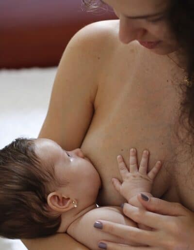Photo qui illustre le témoignage de Pauline sur la frénectomie de son bébé.